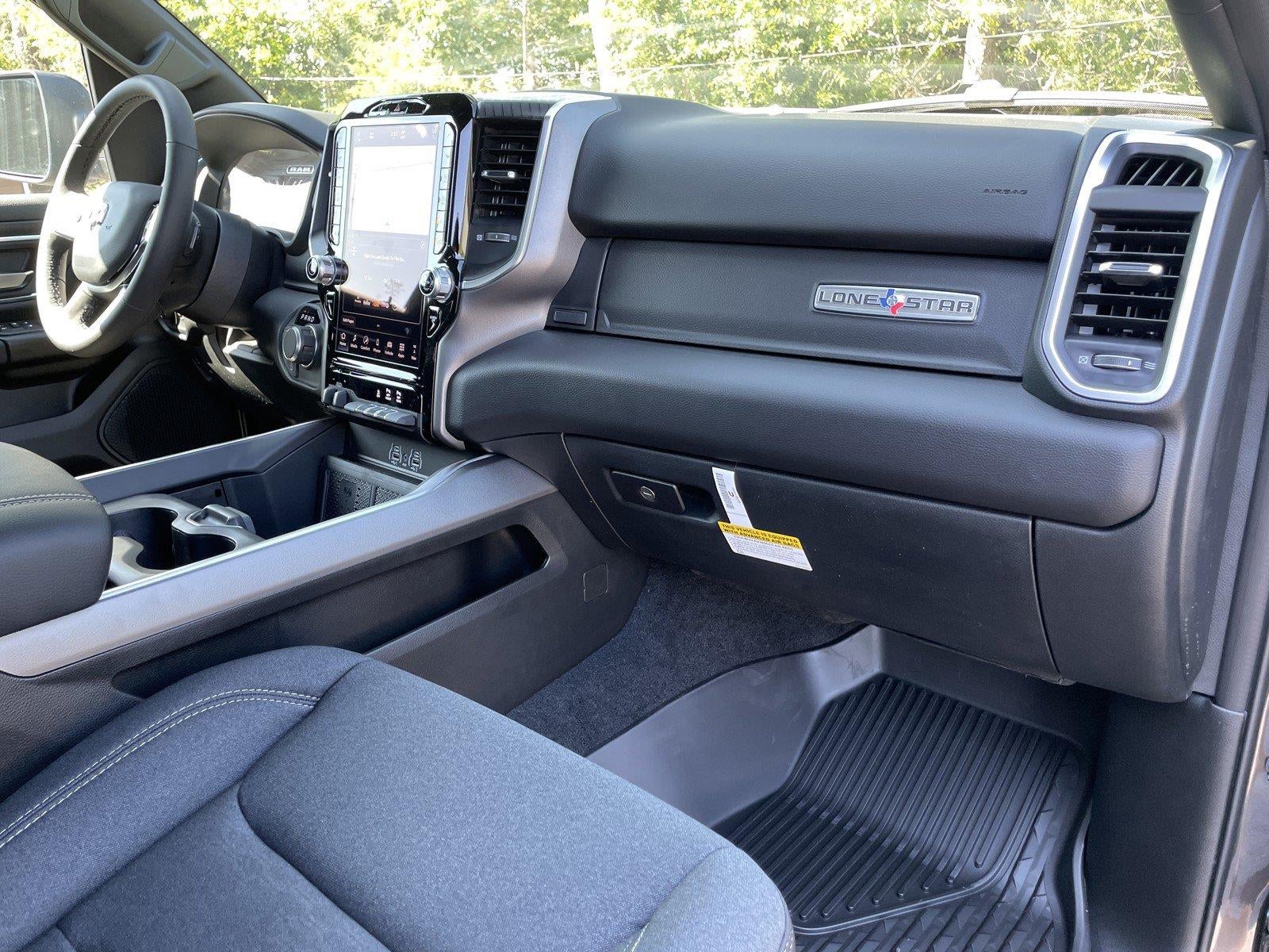 2026 RAM 1500 RAM 1500 LONE STAR CREW CAB 4X4 5'7' BOX