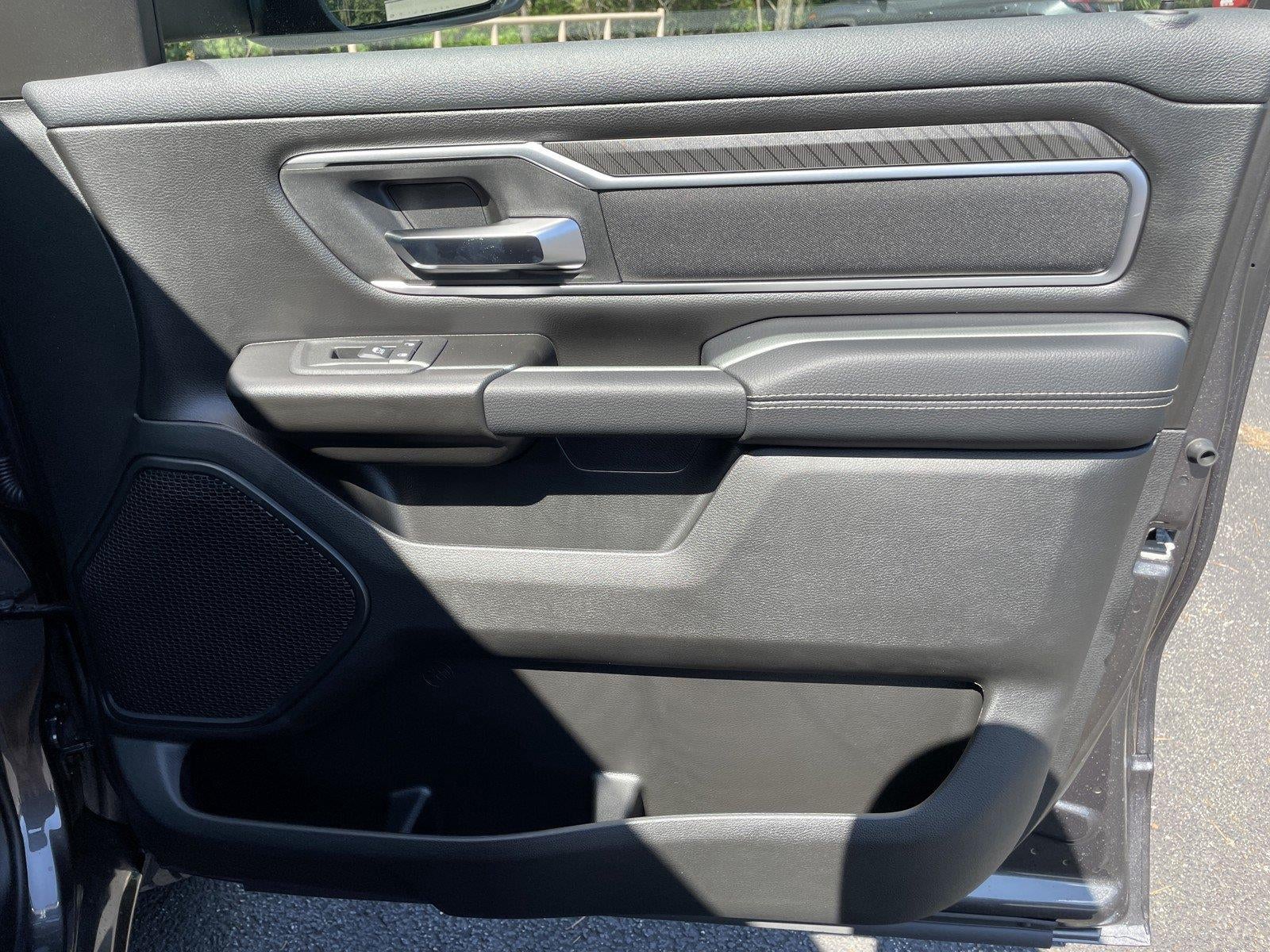 2026 RAM 1500 RAM 1500 LONE STAR CREW CAB 4X4 5'7' BOX