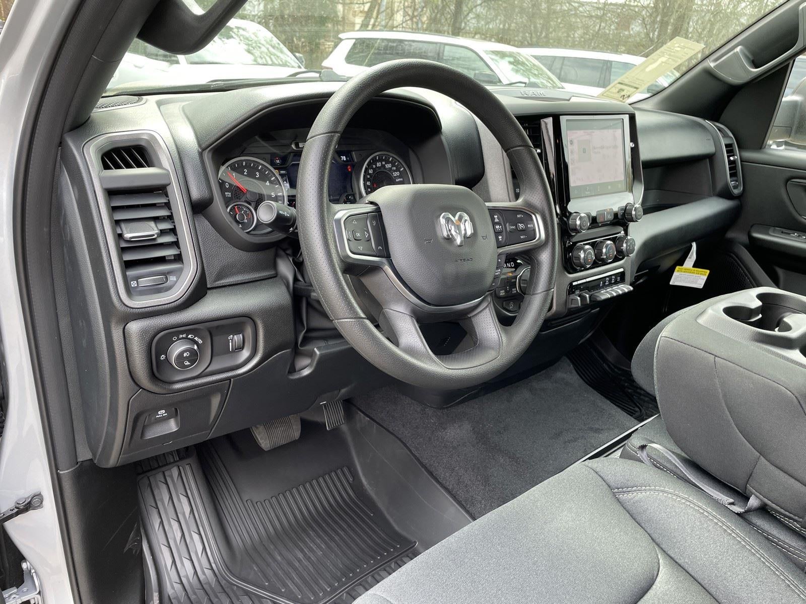 2026 RAM Ram 1500 RAM 1500 WARLOCK CREW CAB 4X4 5'7' BOX