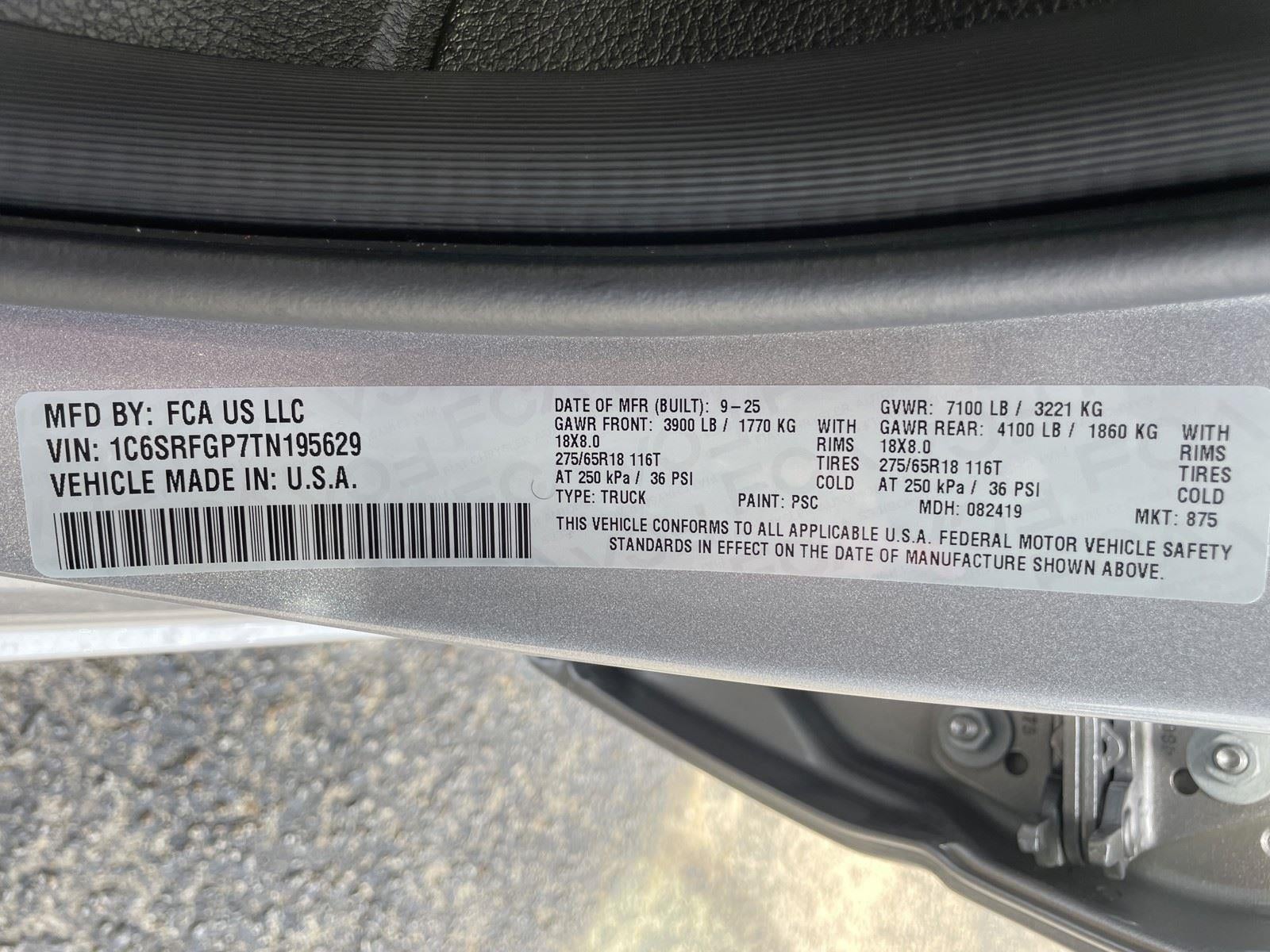 2026 RAM Ram 1500 RAM 1500 TRADESMAN CREW CAB 4X4 5'7' BOX