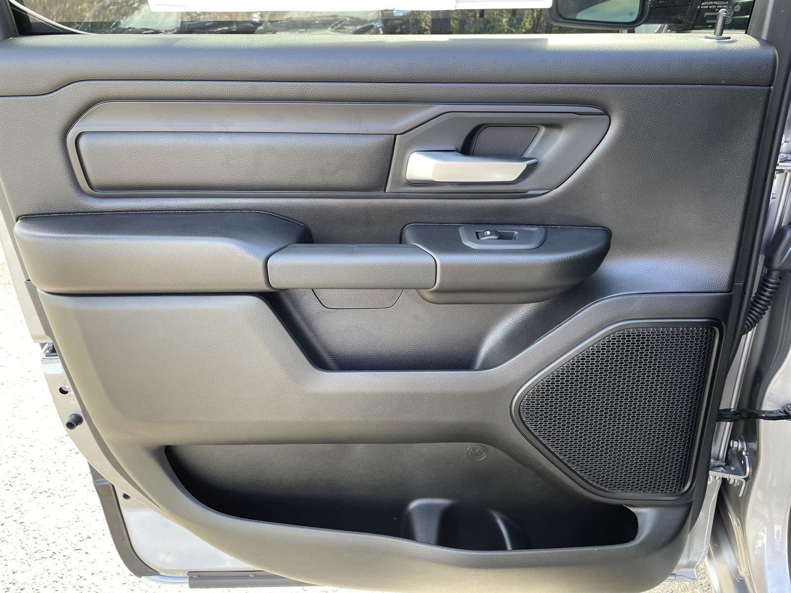 2026 RAM Ram 1500 RAM 1500 TRADESMAN CREW CAB 4X4 5'7' BOX