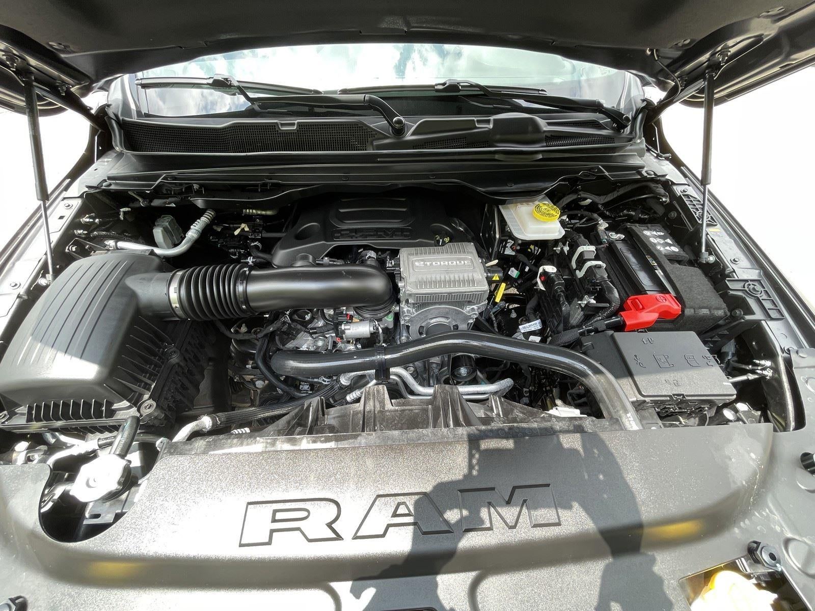 2026 RAM Ram 1500 RAM 1500 EXPRESS CREW CAB 4X4 5'7' BOX