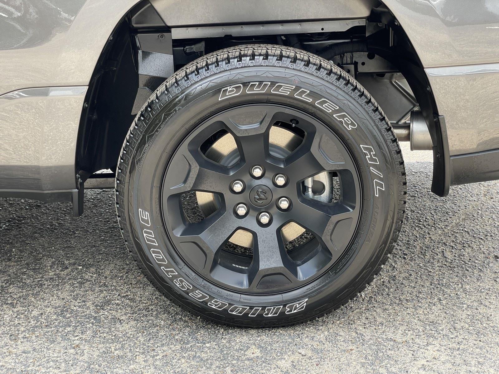 2026 RAM Ram 1500 RAM 1500 EXPRESS CREW CAB 4X4 5'7' BOX