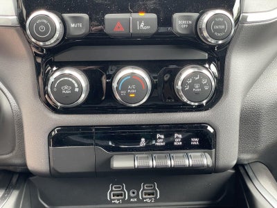 2026 RAM Ram 1500 RAM 1500 EXPRESS CREW CAB 4X4 5'7' BOX