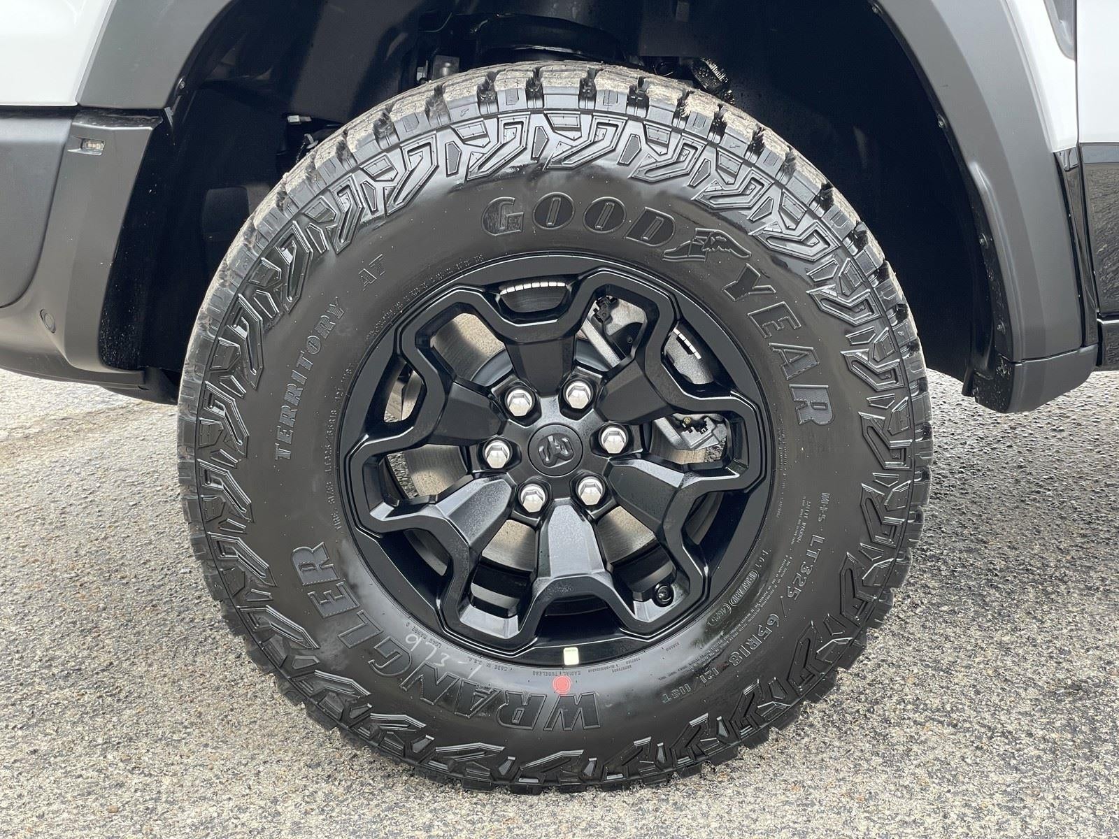 2026 RAM Ram 1500 RAM 1500 RHO CREW CAB 4X4 5'7' BOX