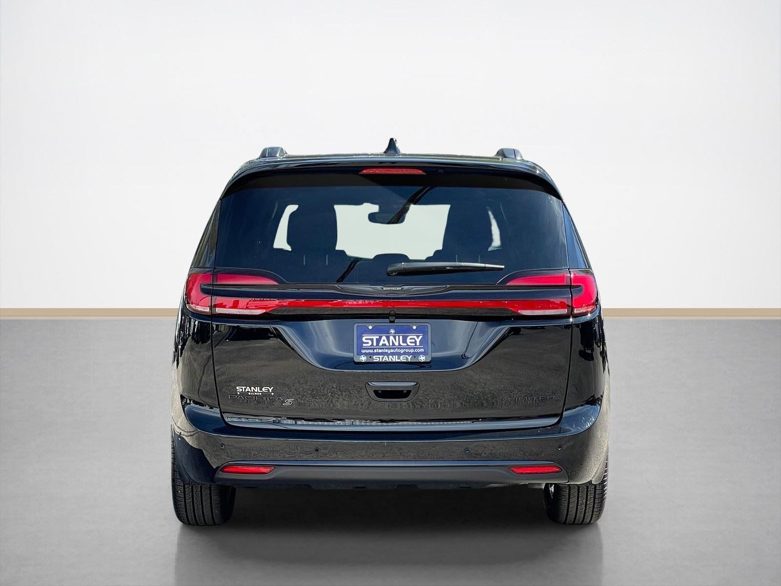 2026 Chrysler Pacifica PACIFICA LIMITED