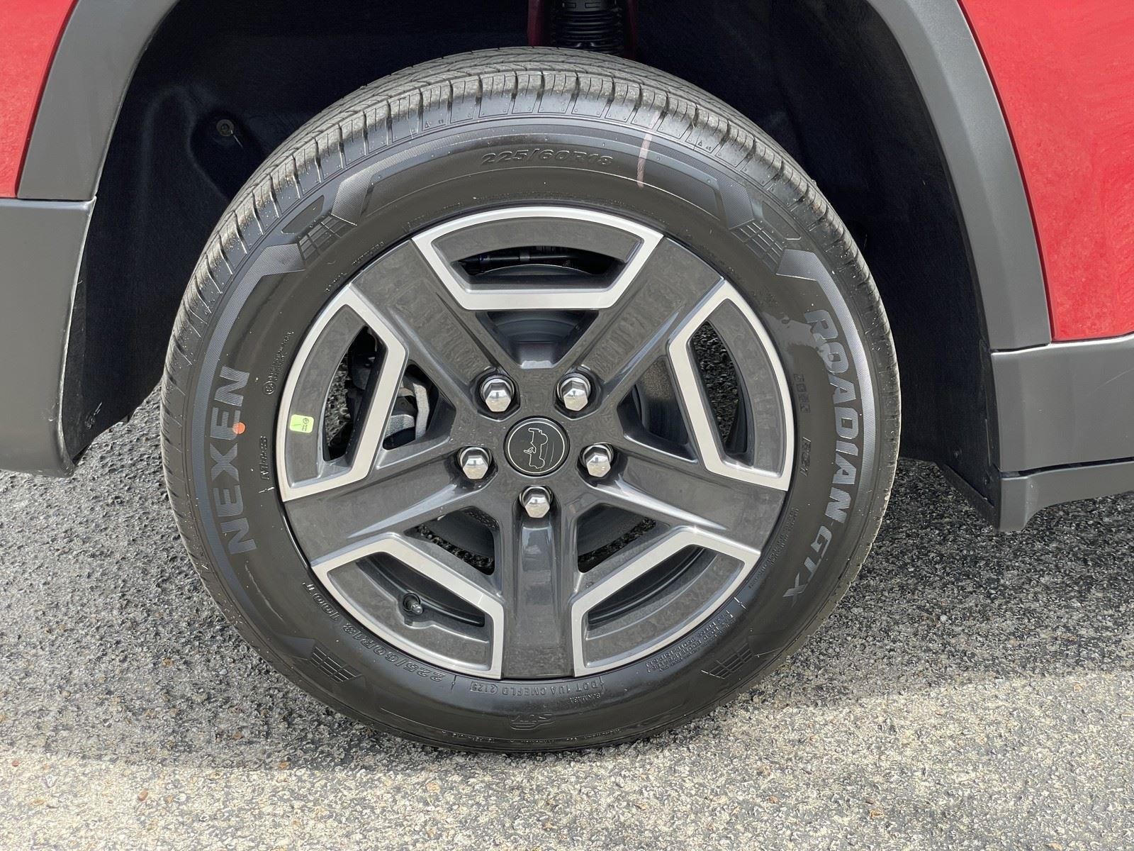 2026 Jeep Cherokee CHEROKEE LAREDO 4X4