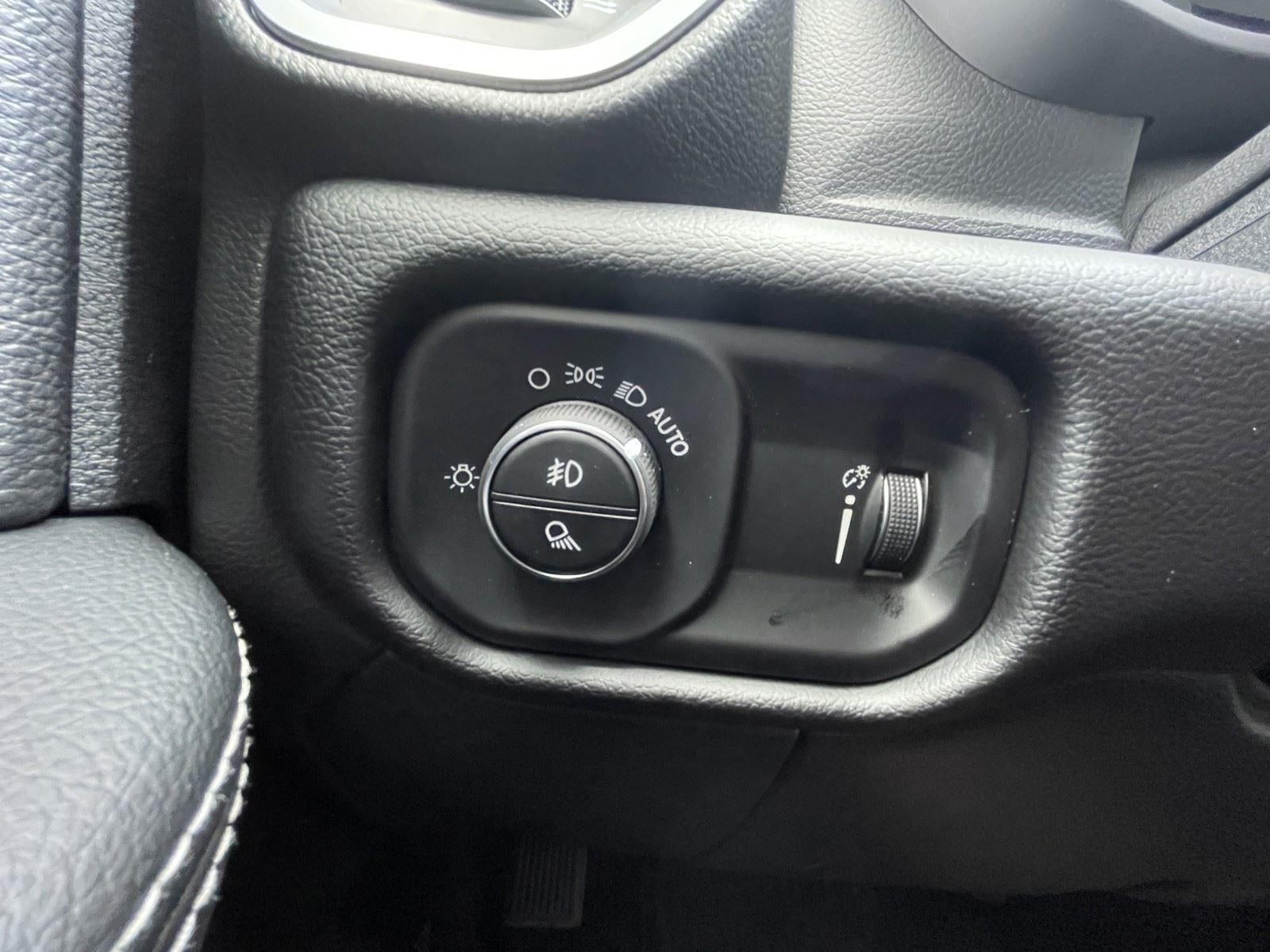 2025 RAM Ram 2500 RAM 2500 LONE STAR CREW CAB 4X4 6'4' BOX