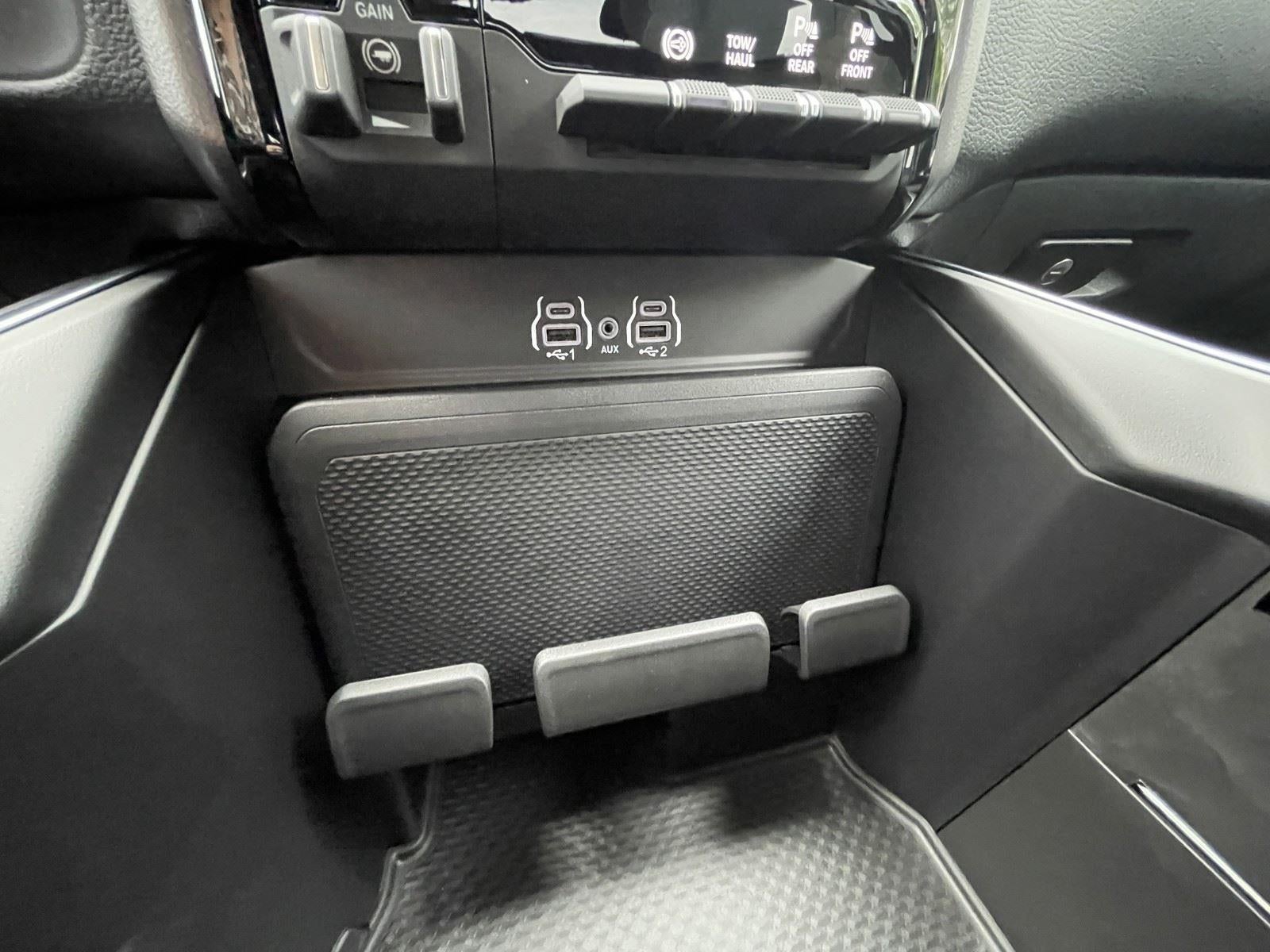 2025 RAM Ram 2500 RAM 2500 LONE STAR CREW CAB 4X4 6'4' BOX