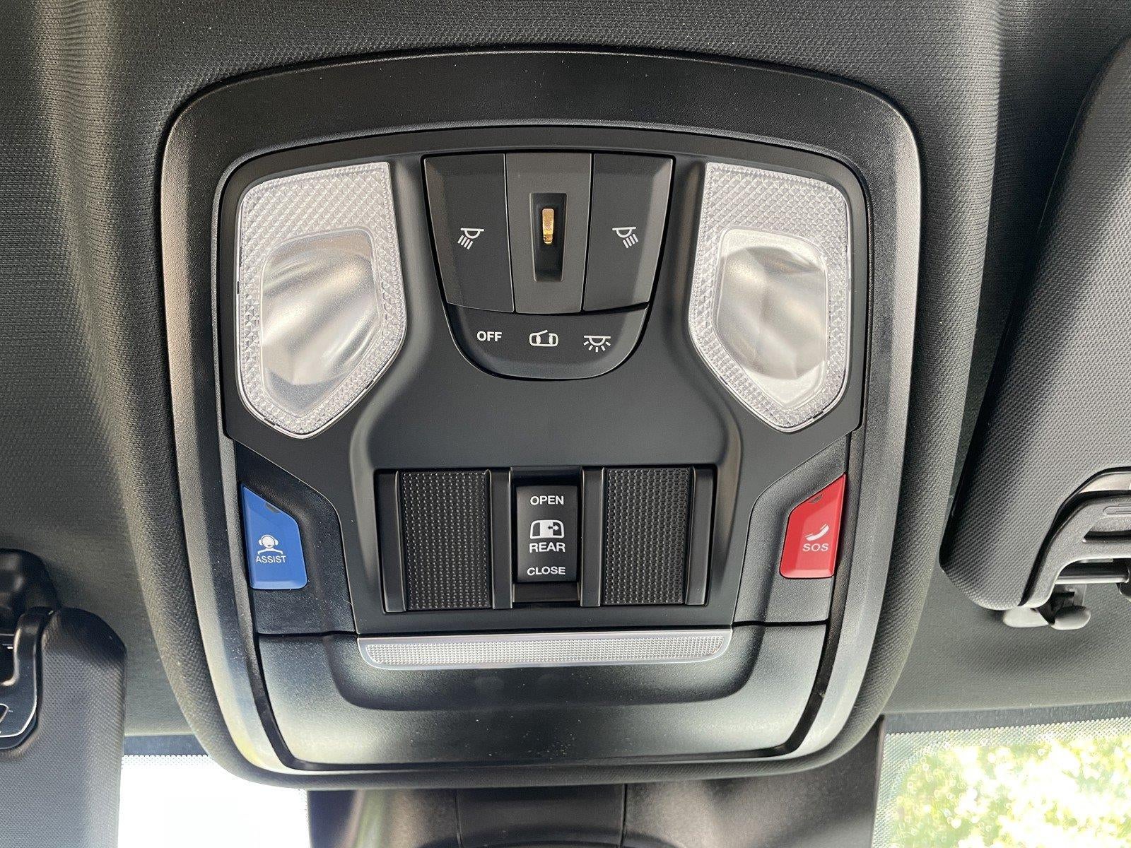 2027 RAM Ram 3500 RAM 3500 TRADESMAN CREW CAB 4X4 8' BOX