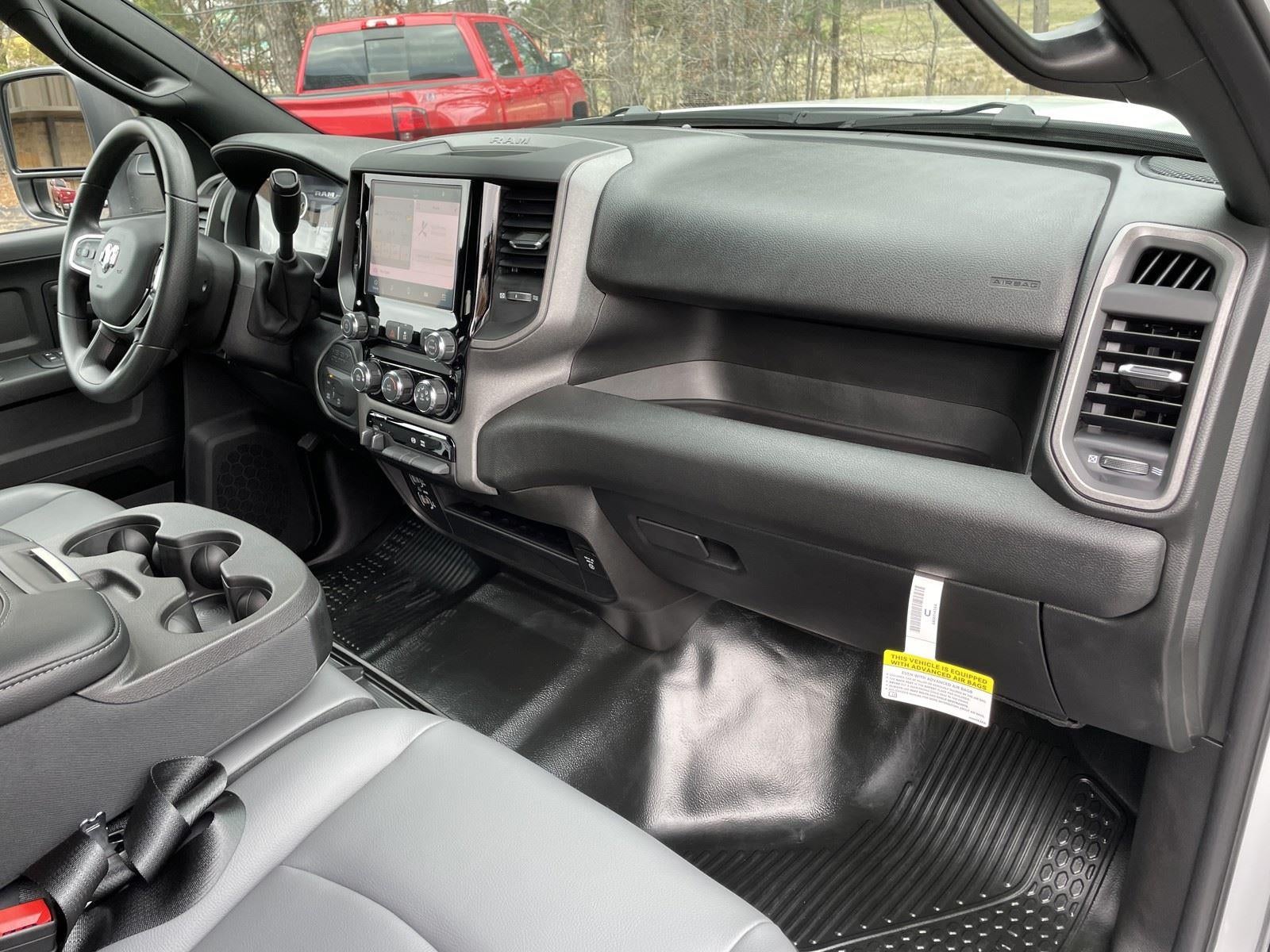 2026 RAM Ram 3500 RAM 3500 TRADESMAN CREW CAB 4X4 8' BOX