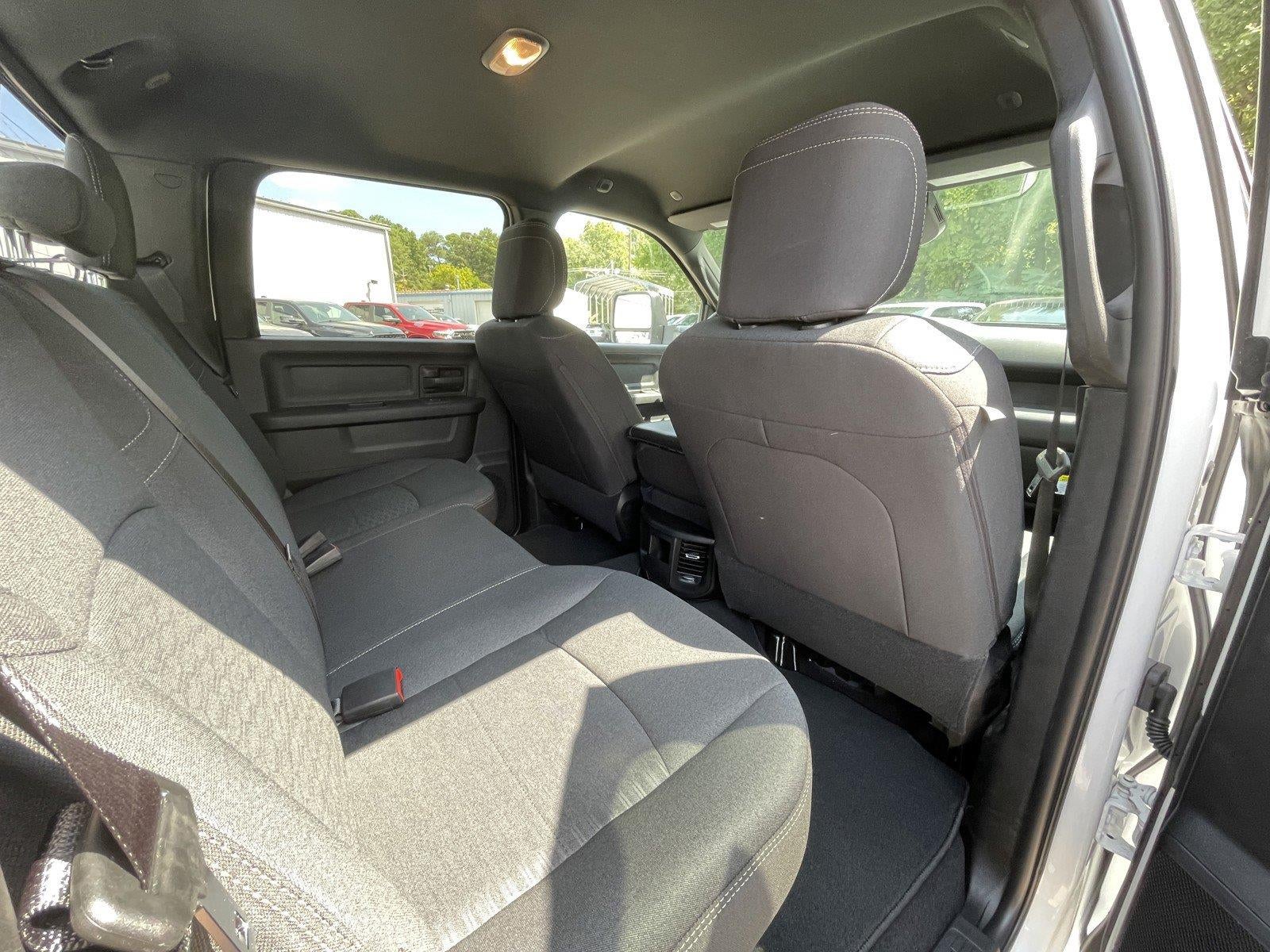 2027 RAM Ram 3500 RAM 3500 TRADESMAN CREW CAB 4X4 8' BOX
