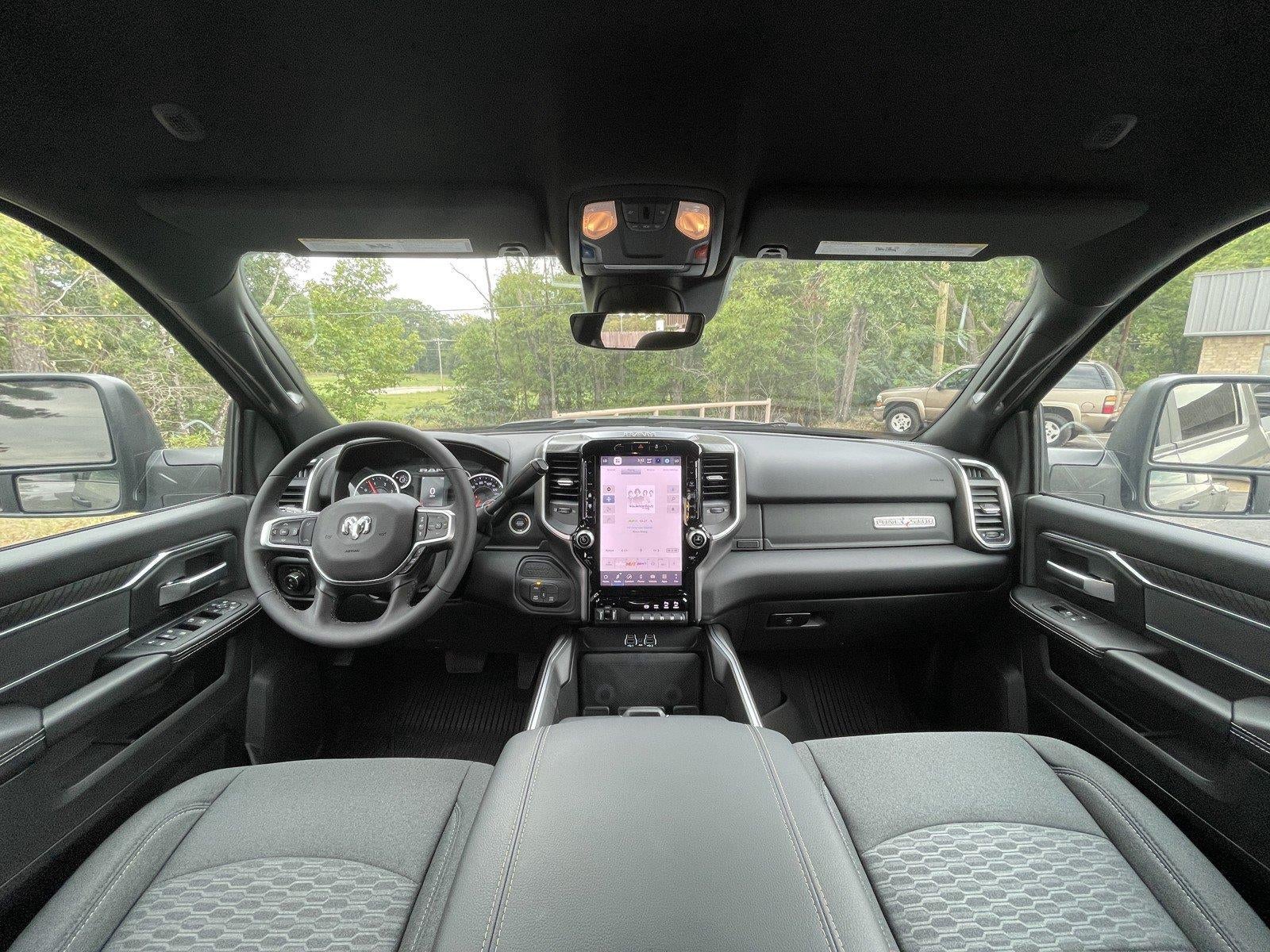 2026 RAM 3500 RAM 3500 LONE STAR CREW CAB 4X4 8' BOX
