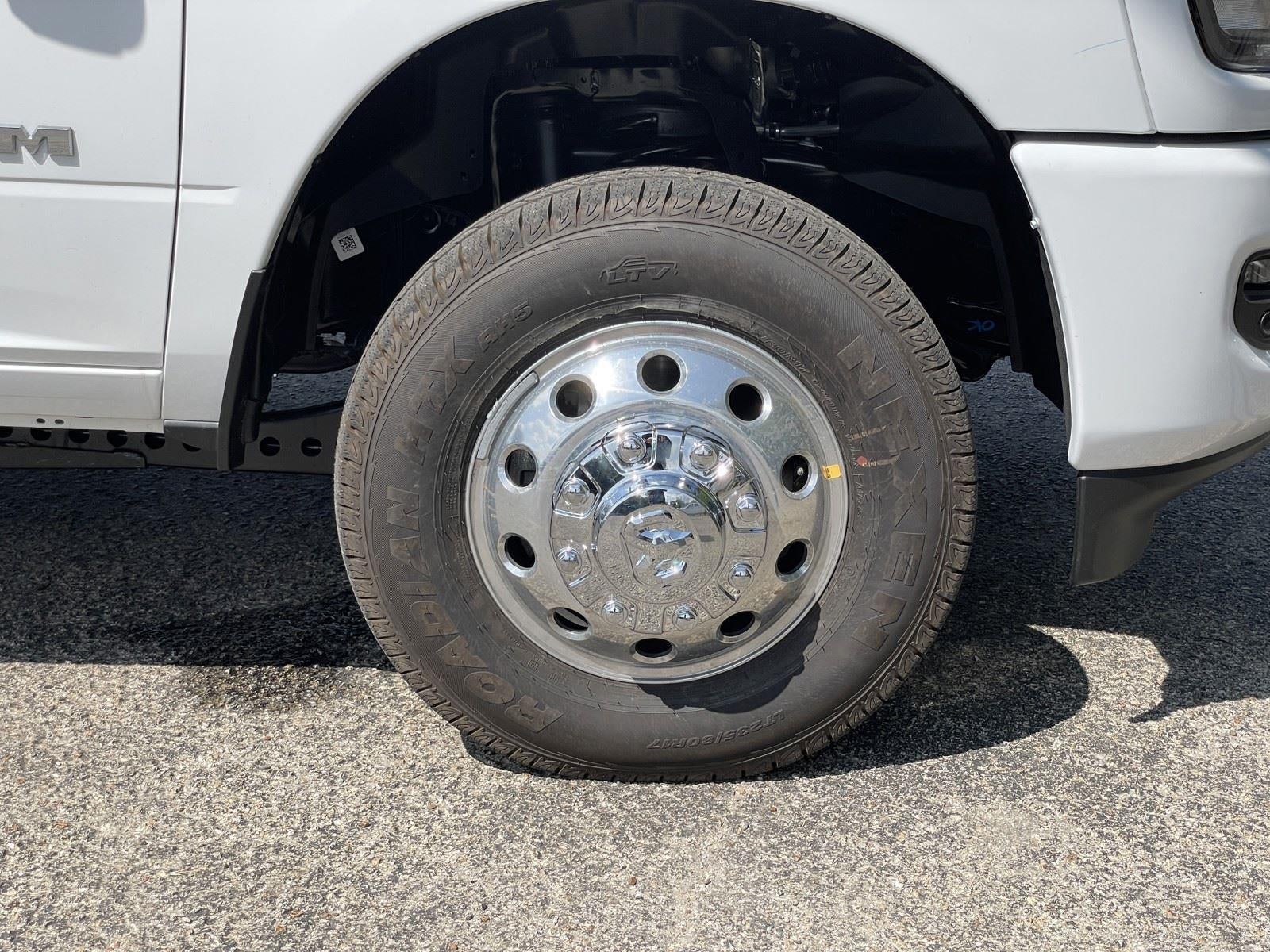 2026 RAM 3500 RAM 3500 LONE STAR CREW CAB 4X4 8' BOX