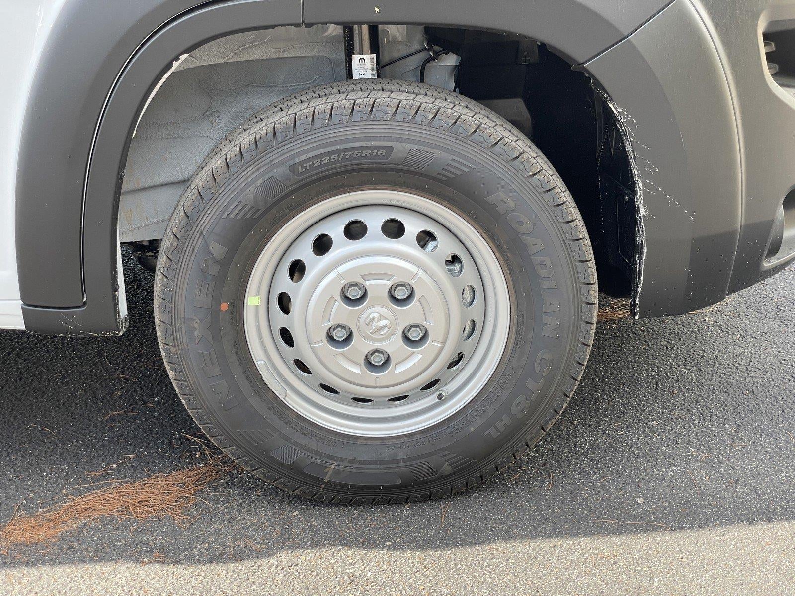 2027 RAM ProMaster Cargo Van Tradesman