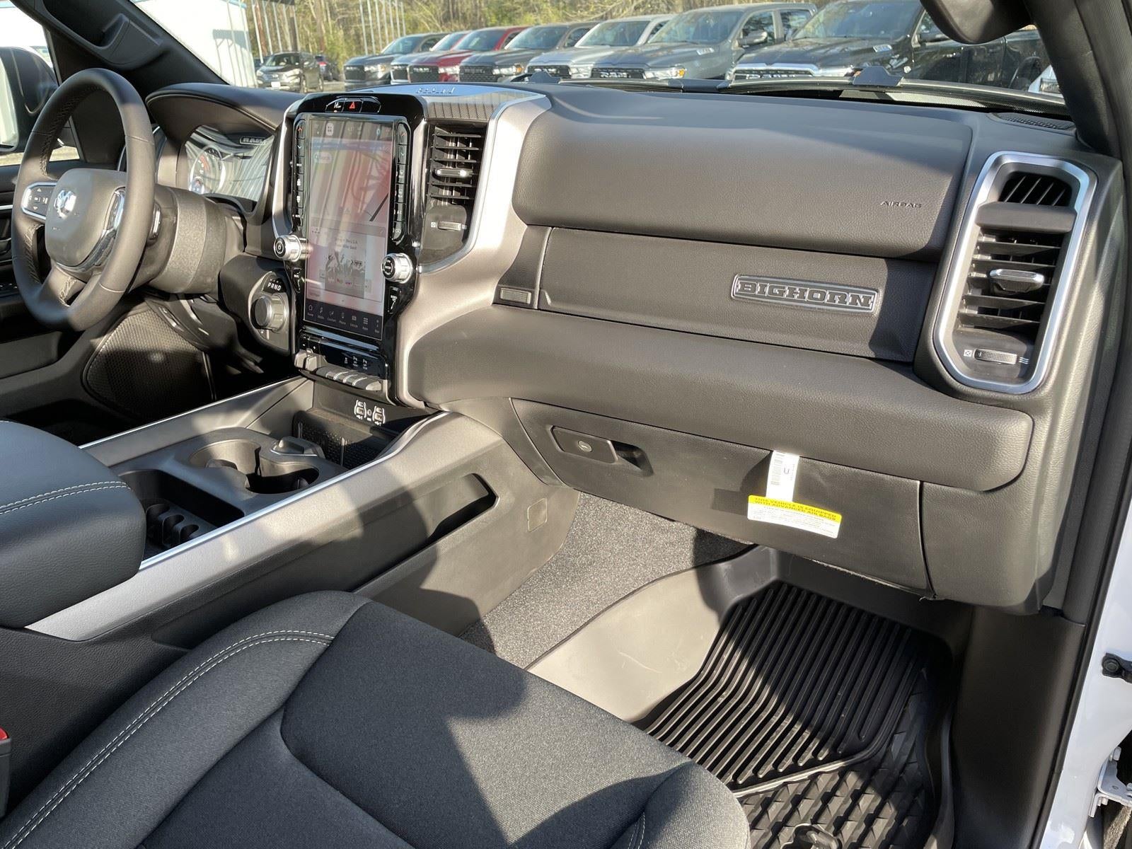 2026 RAM Ram 1500 RAM 1500 BIG HORN CREW CAB 4X2 5'7' BOX