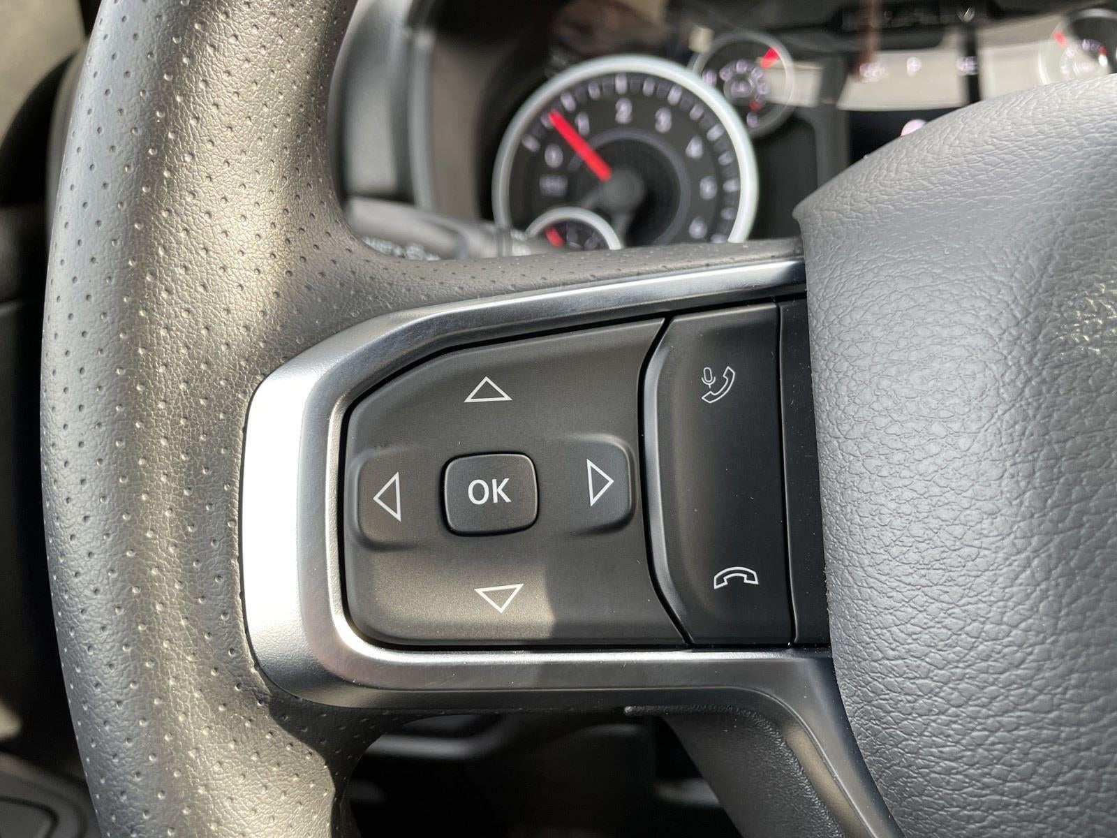 2025 RAM Ram 1500 RAM 1500 TRADESMAN CREW CAB 4X2 5'7' BOX