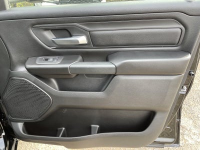 2025 RAM Ram 1500 RAM 1500 TRADESMAN CREW CAB 4X2 5'7' BOX