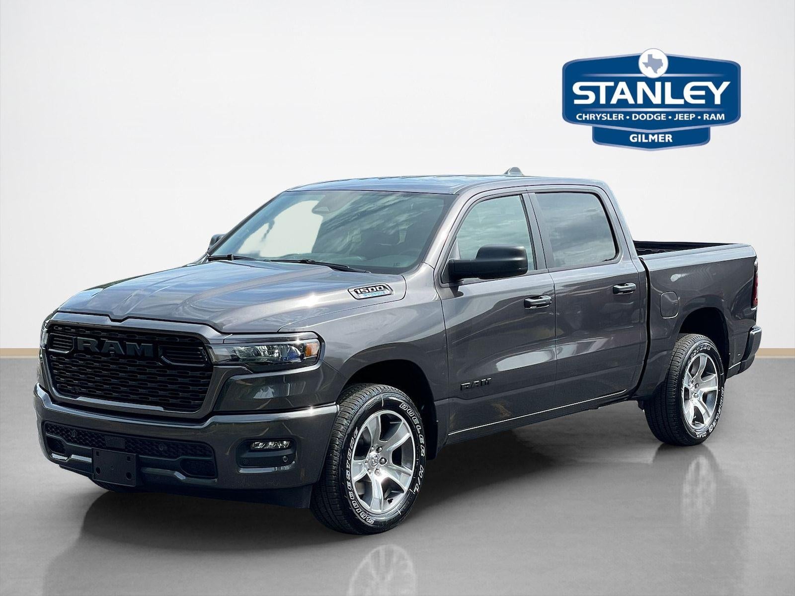 2026 RAM Ram 1500 RAM 1500 EXPRESS CREW CAB 4X2 5'7' BOX