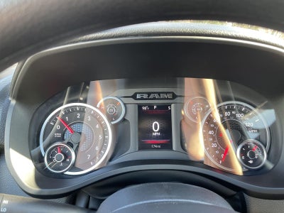 2025 RAM Ram 1500 RAM 1500 TRADESMAN CREW CAB 4X2 5'7' BOX