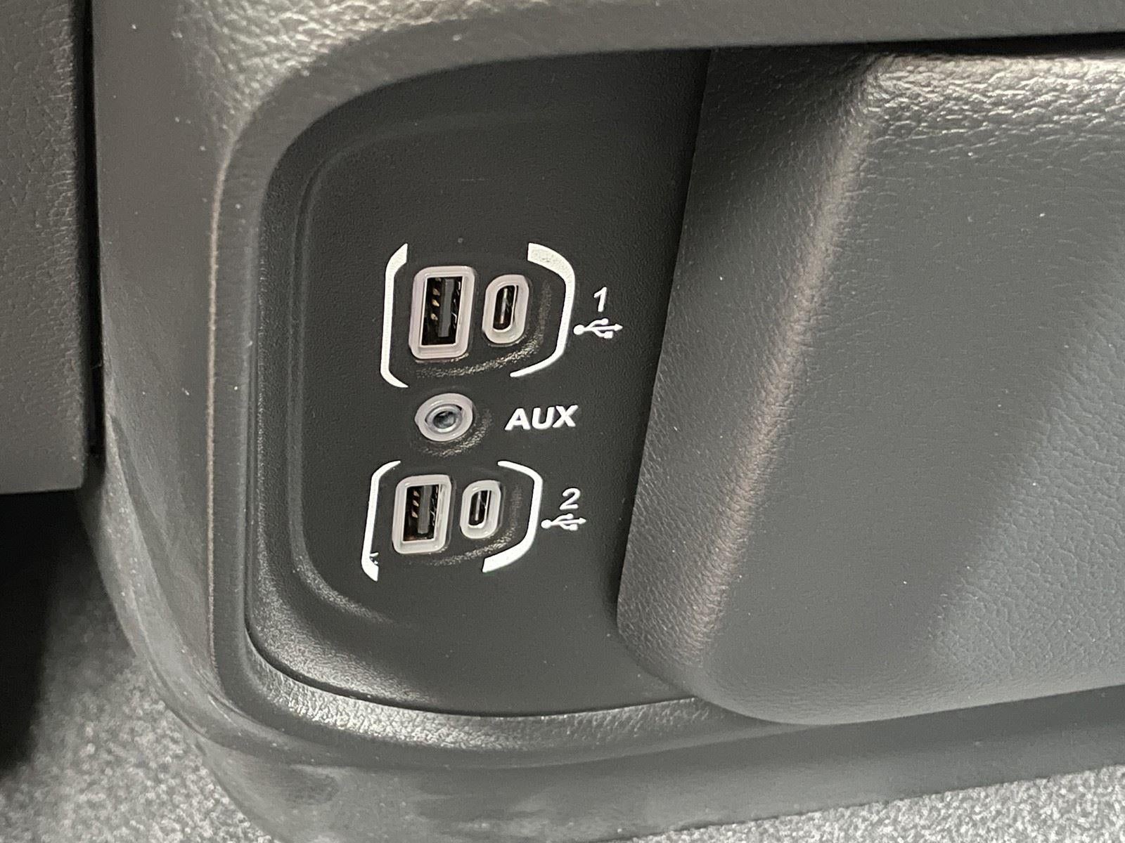2026 RAM Ram 1500 RAM 1500 TRADESMAN CREW CAB 4X4 5'7' BOX
