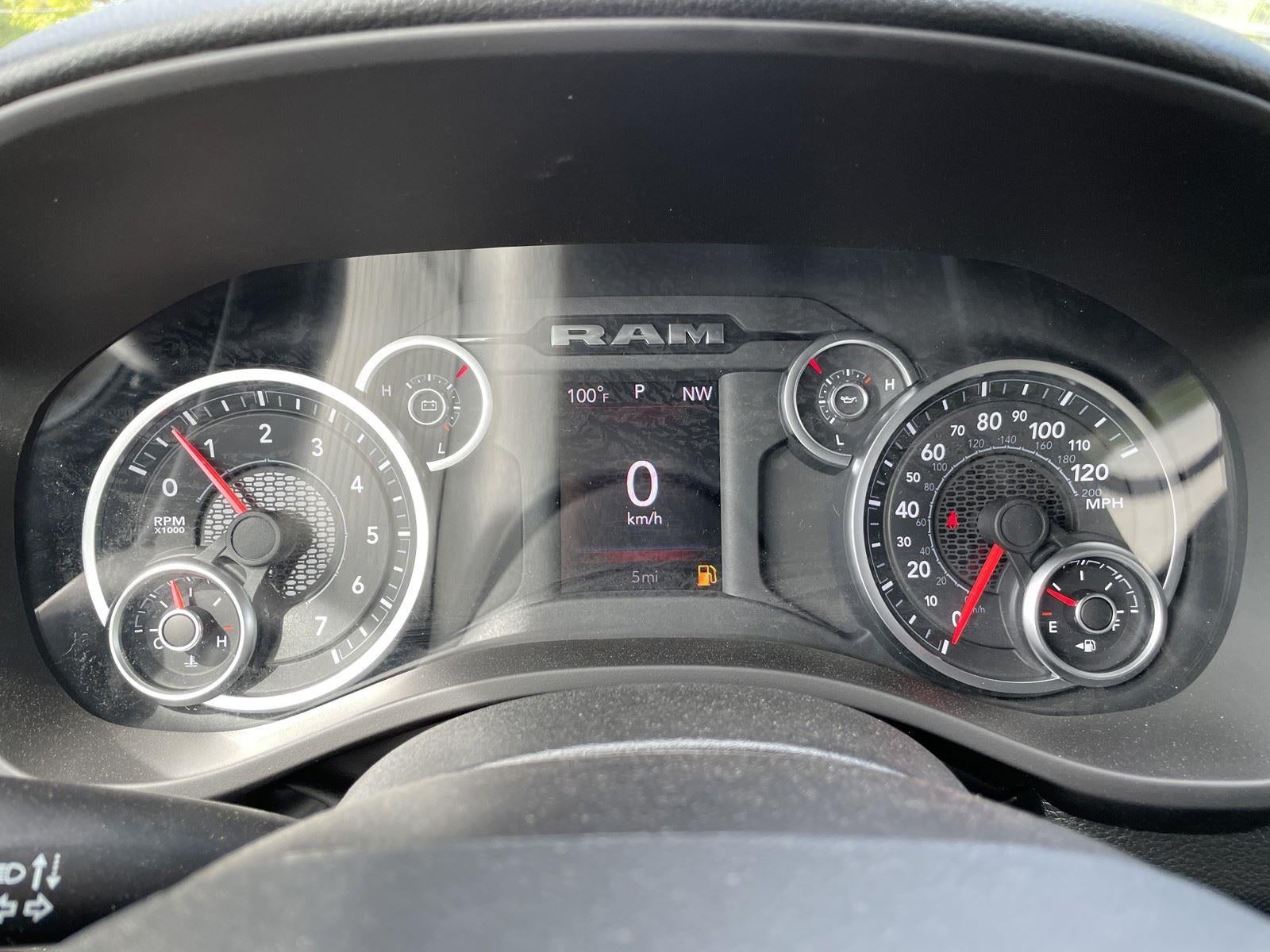 2026 RAM Ram 1500 RAM 1500 TRADESMAN CREW CAB 4X4 5'7' BOX