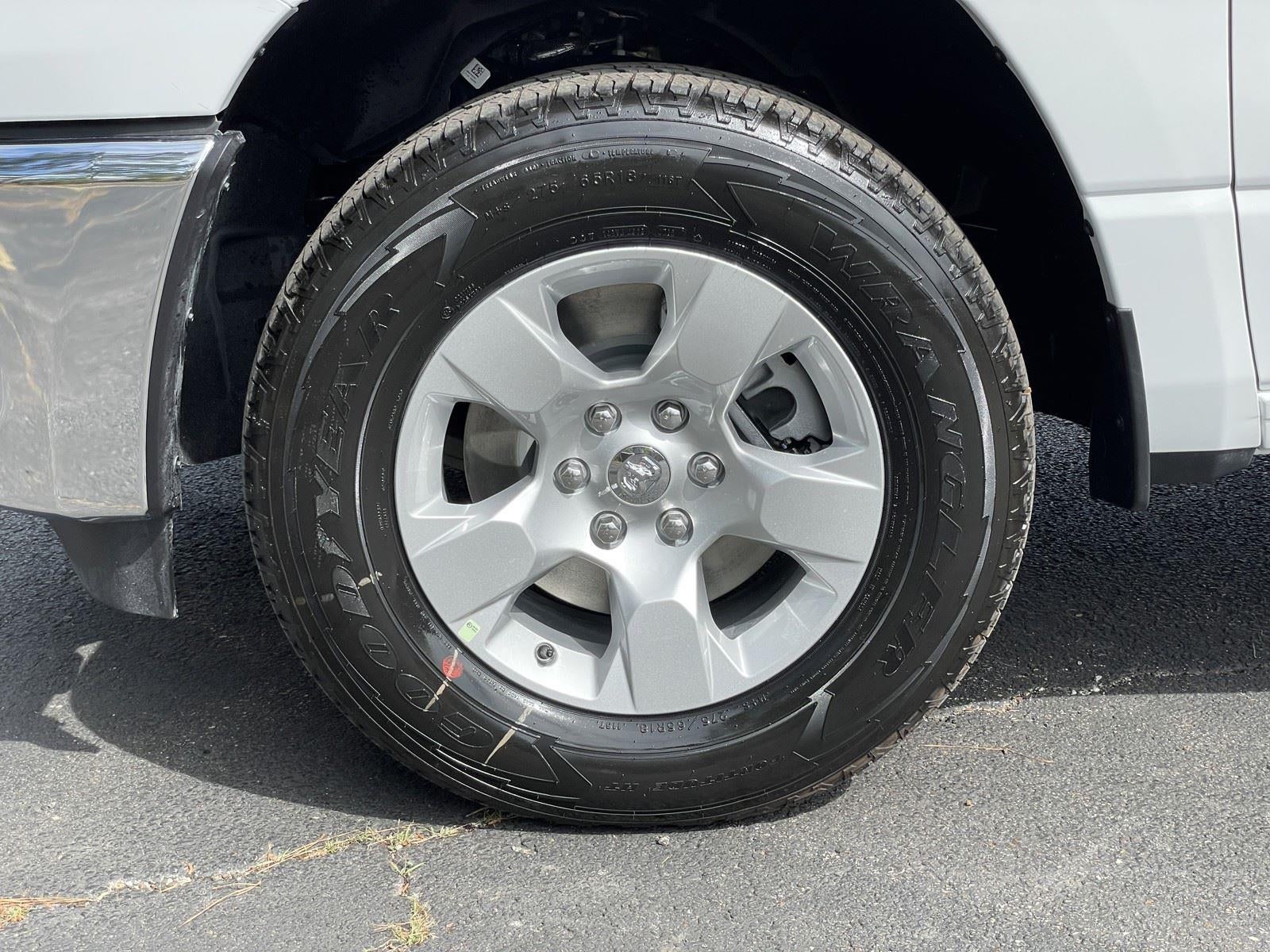 2026 RAM Ram 1500 RAM 1500 TRADESMAN CREW CAB 4X4 5'7' BOX