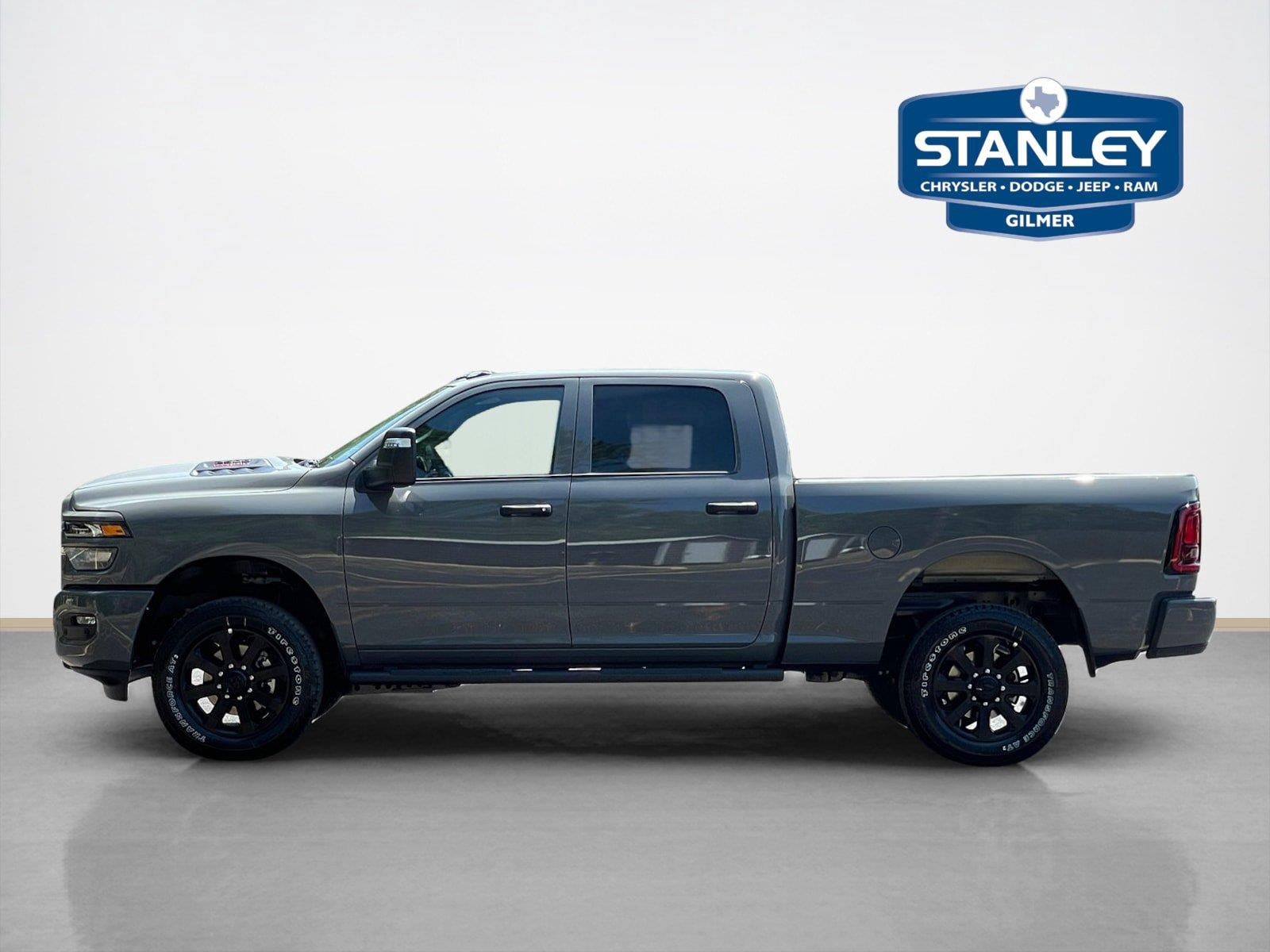 2026 RAM 2500 RAM 2500 BLACK EXPRESS CREW CAB 4X4 6'4' BOX