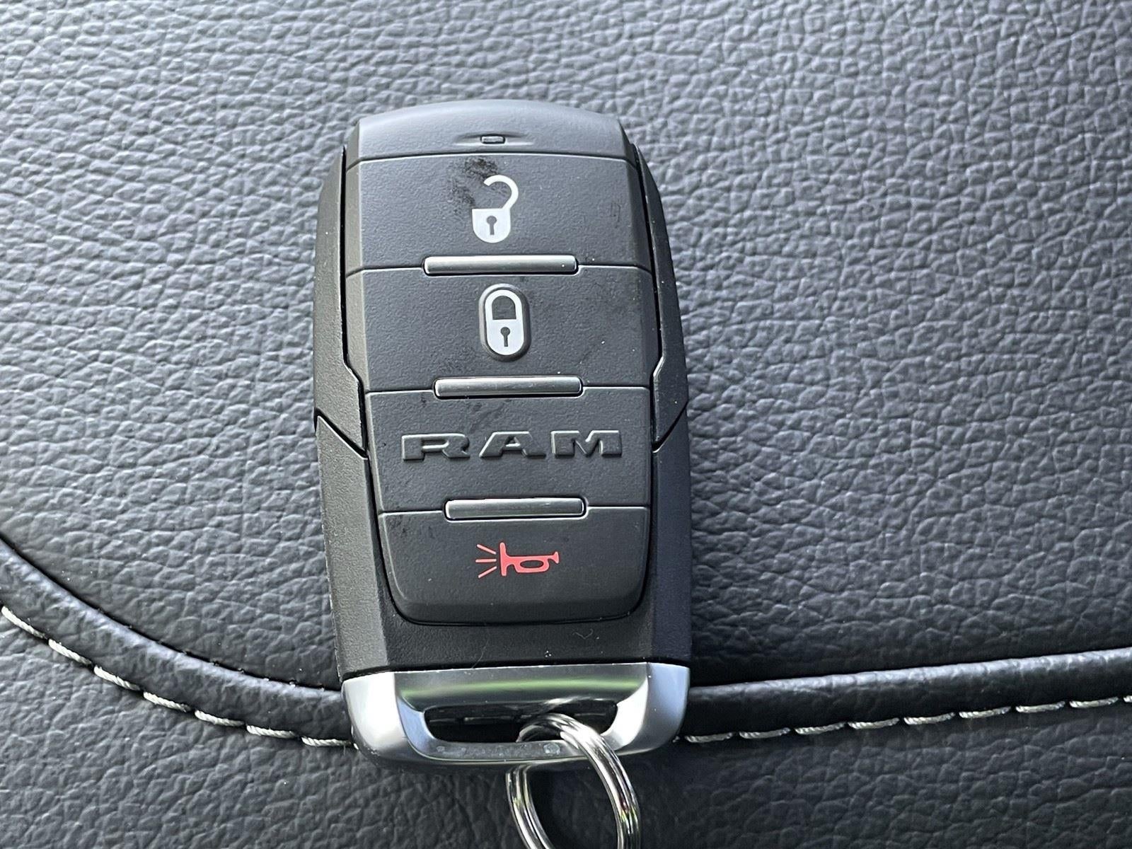 2026 RAM Ram 3500 Chassis Cab RAM 3500 TRADESMAN CREW CAB CHASSIS 4X4 60' CA