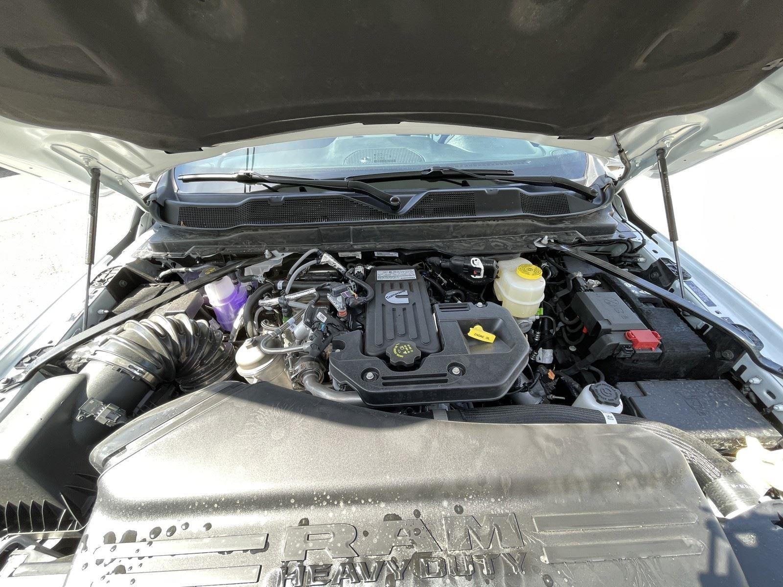 2026 RAM Ram 3500 Chassis Cab RAM 3500 TRADESMAN CREW CAB CHASSIS 4X4 60' CA