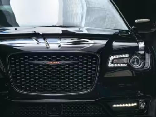 2023 Chrysler 300 close up exterior view of front of vehicle