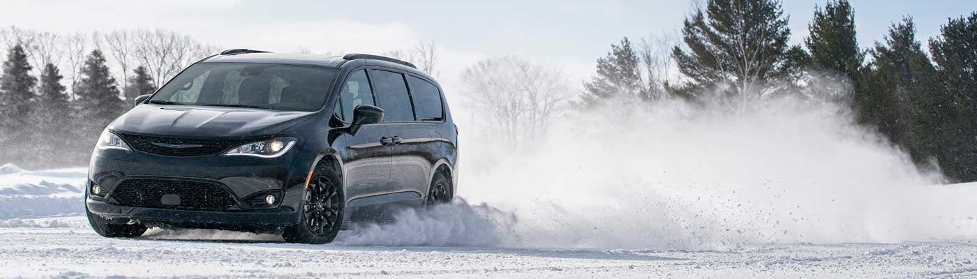 2022 Chrysler Pacifica Hybrid Near Gilmer, TX